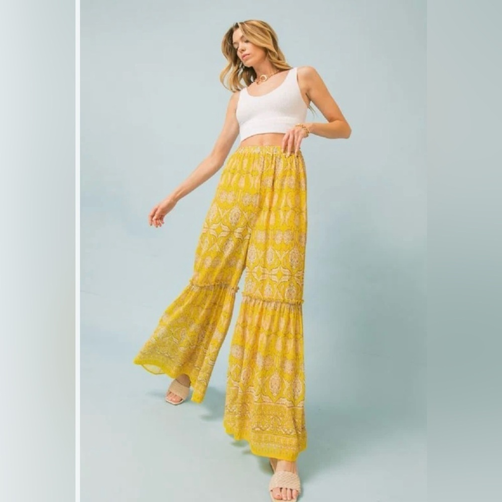 Flying Tomato Bohemian Tiered Wide Leg Pants Mustard Floral Size Small